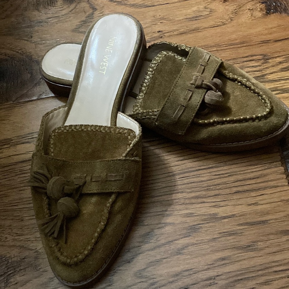 Suede mules